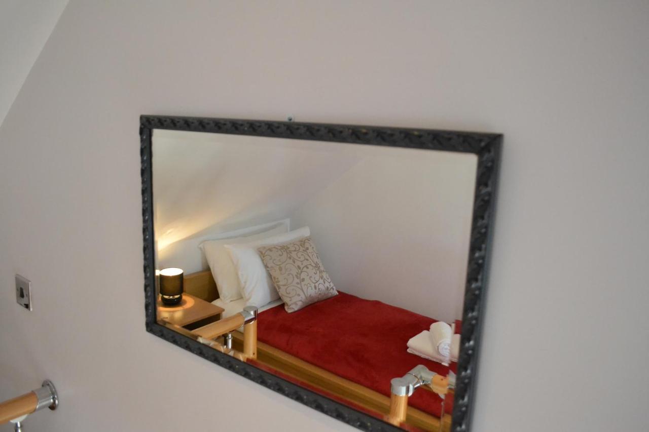 Epicsa - Family & Corporate Stay Mews Apartments With Free Parking CBG Екстериор снимка