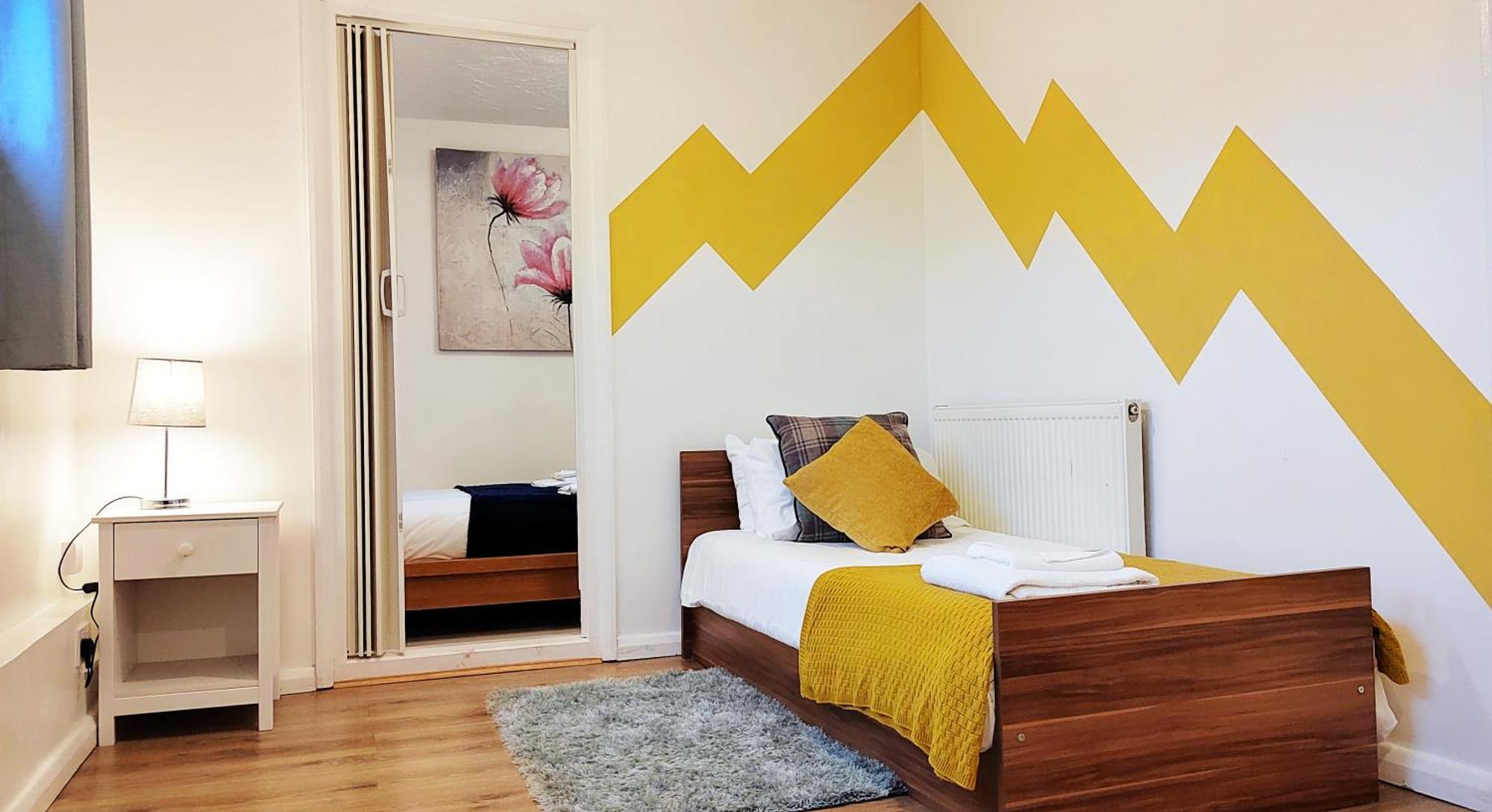 Epicsa - Family & Corporate Stay Mews Apartments With Free Parking CBG Екстериор снимка