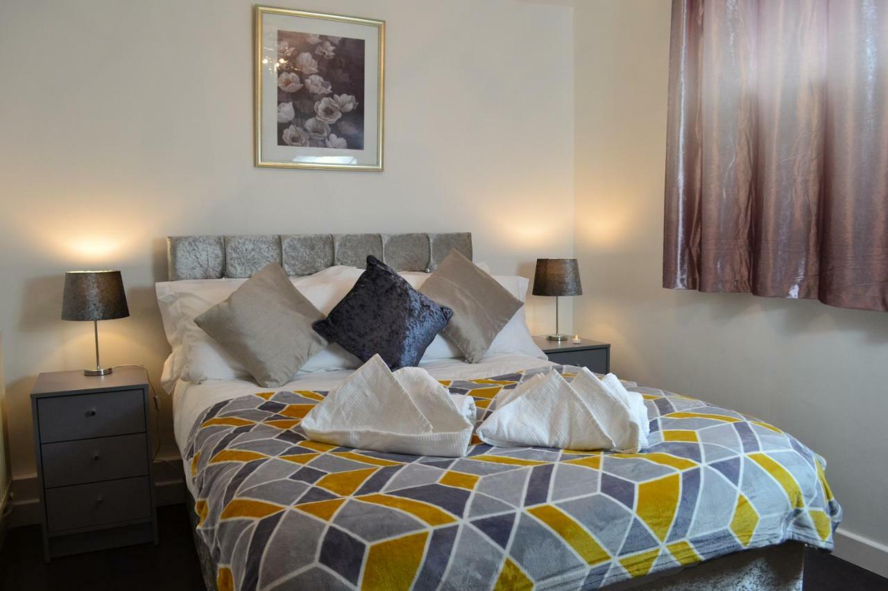Epicsa - Family & Corporate Stay Mews Apartments With Free Parking CBG Екстериор снимка